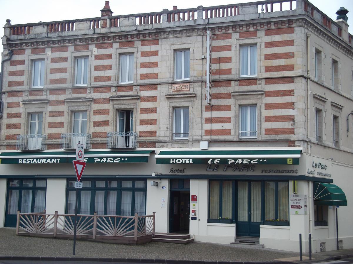 Hotel Restaurant Le Parc Moulins  Eksteriør bilde