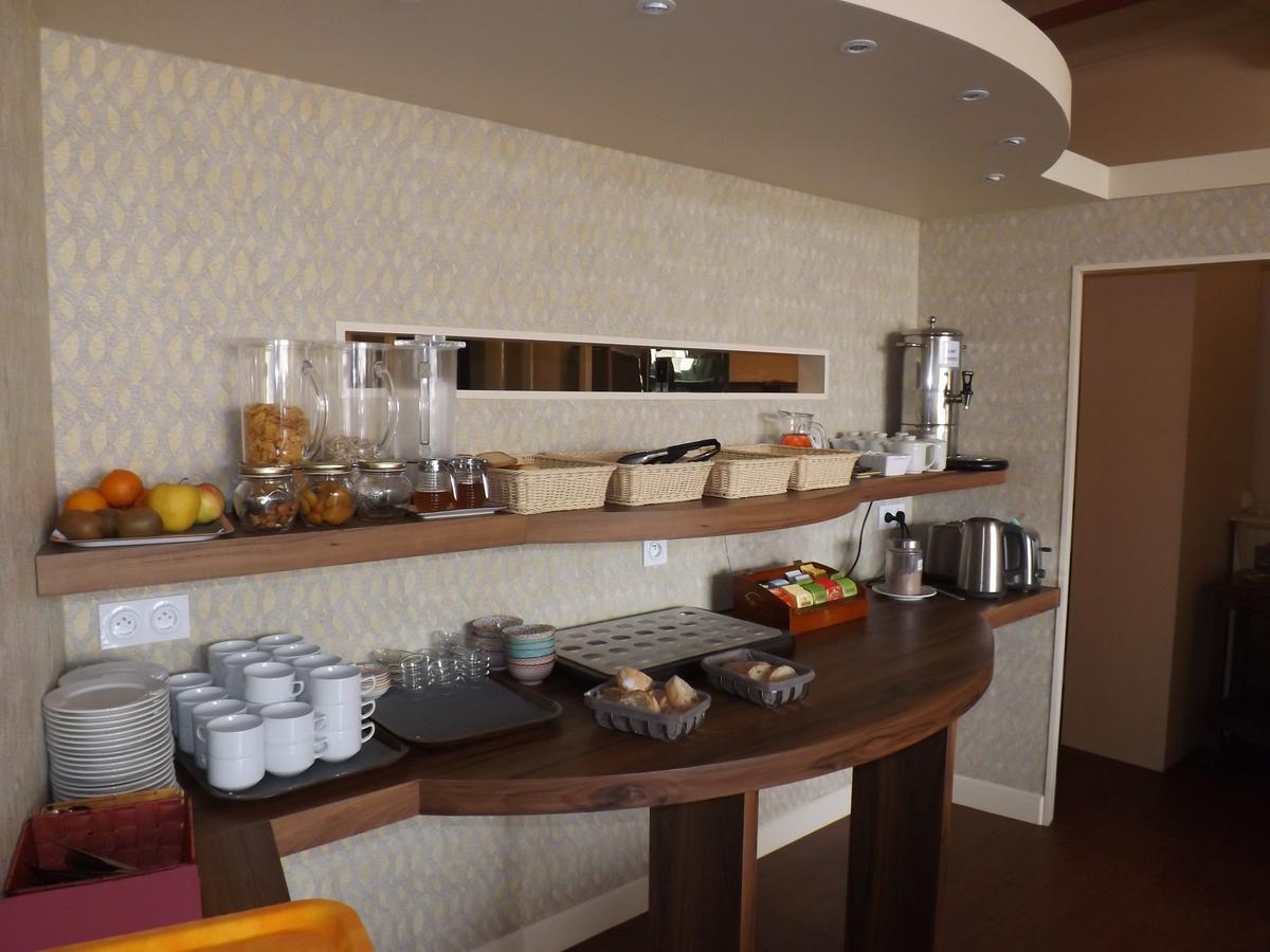 Hotel Restaurant Le Parc Moulins  Eksteriør bilde